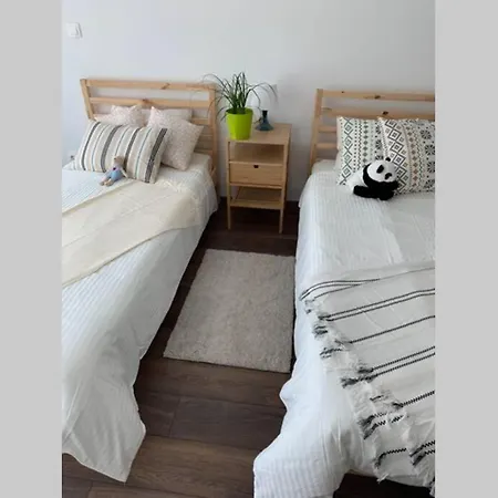 Apartment 2 Bedroom Across The Sea Garden - Brand New, Parking