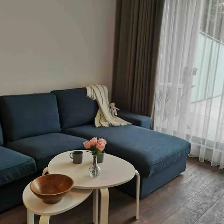 Apartment 2 Bedroom Across The Sea Garden - Brand New, Parking *
